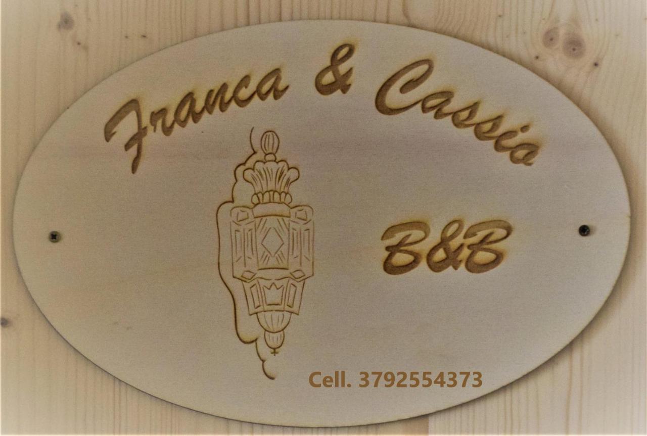 Ferienwohnung La Lanterna Di Franca E Cassio Pisa Exterior foto